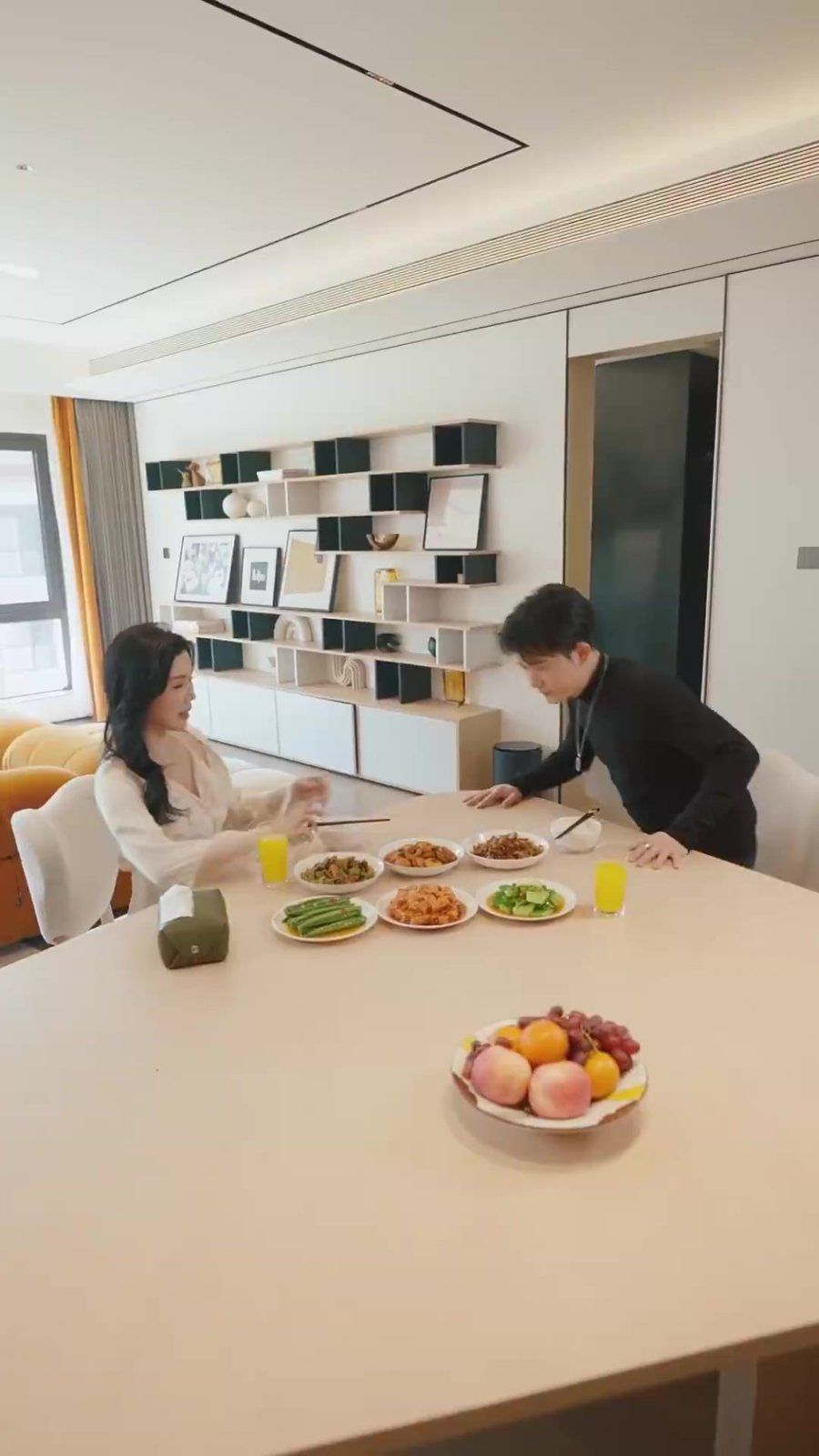 住进阿姨家后，我觉醒了时间暂停 第61-83集完结(大结局)